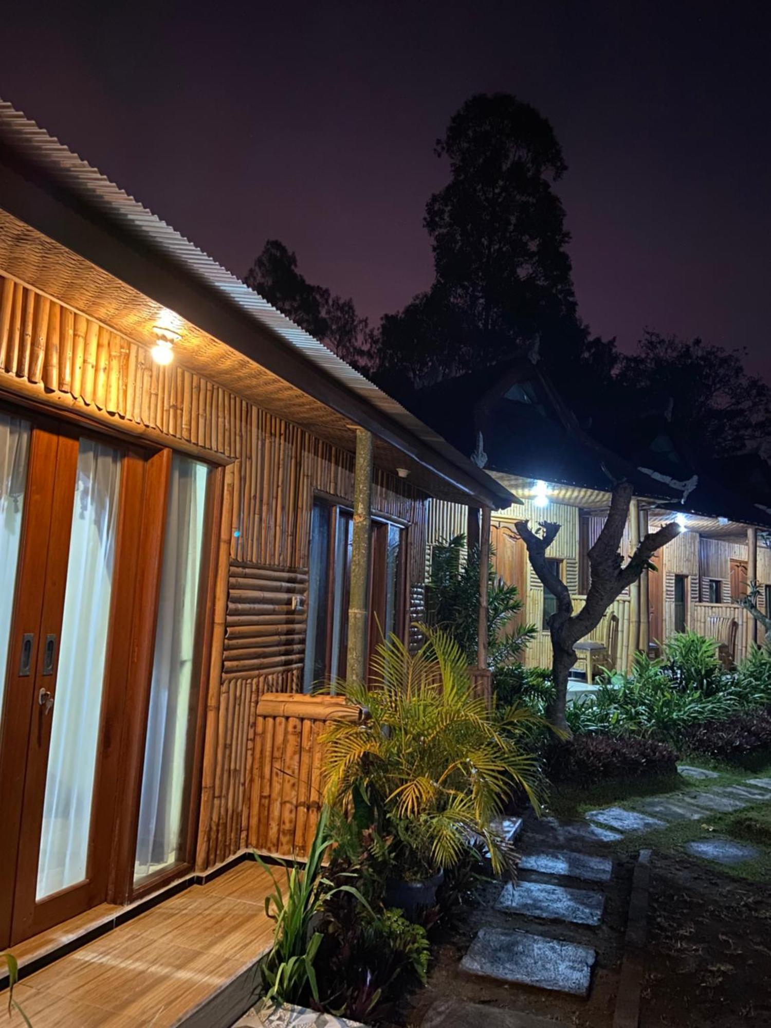 D'Yoga Bamboo Cabin 킨타마니 외부 사진